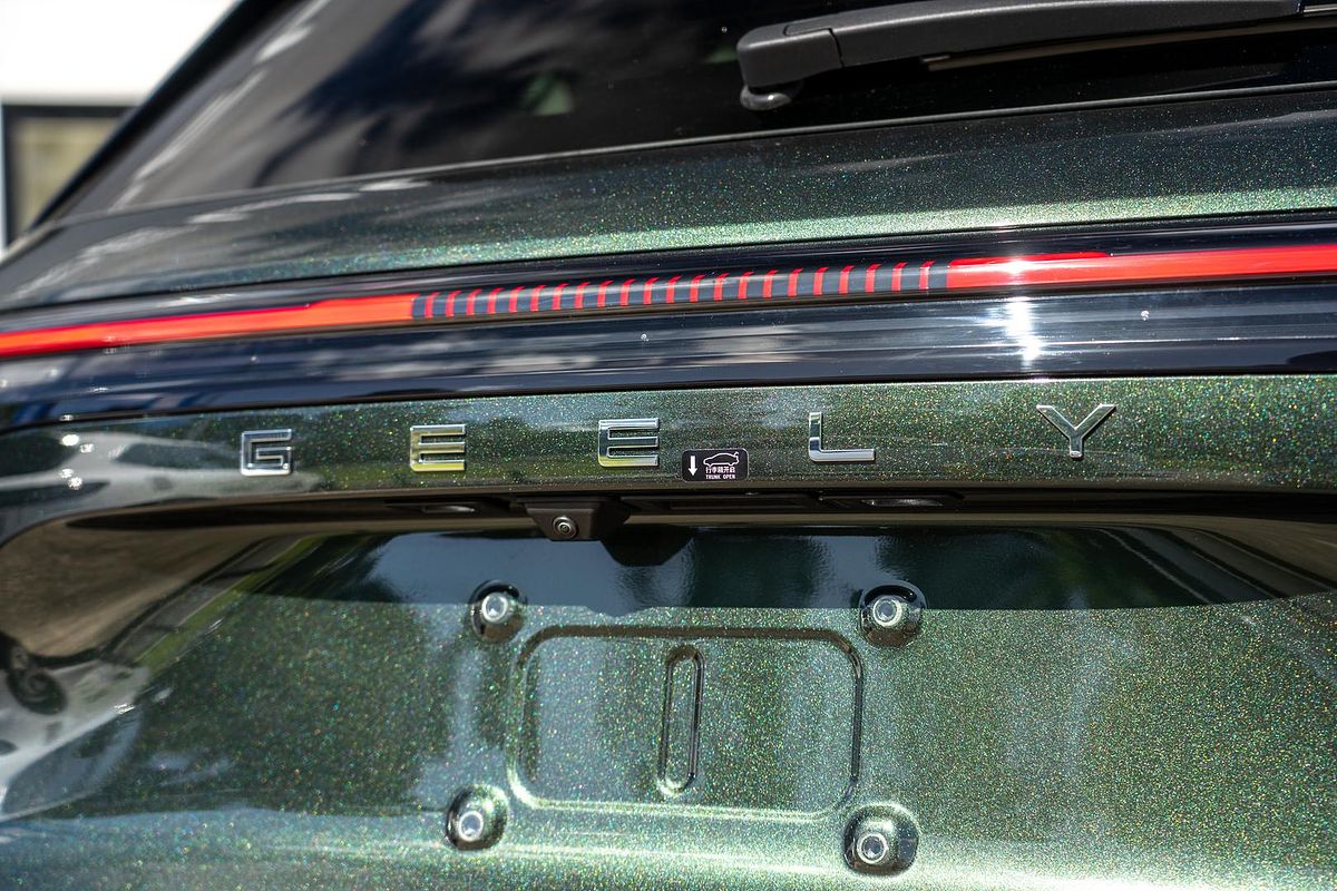 2025 Geely Starray EM-i Inspire P145