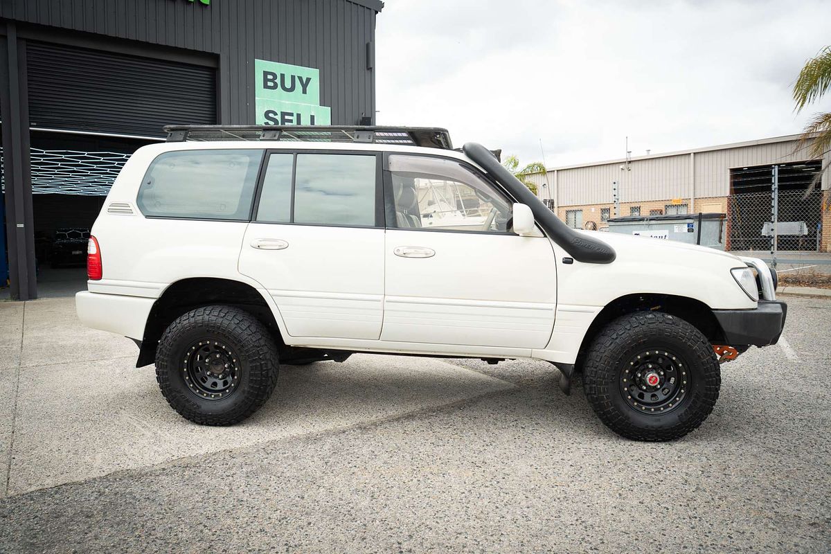 1998 Lexus LX LX470 100