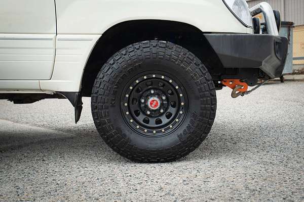 1998 Lexus LX LX470 100