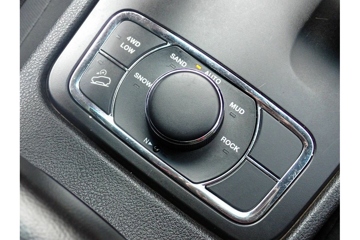 2014 Jeep Grand Cherokee Laredo WK