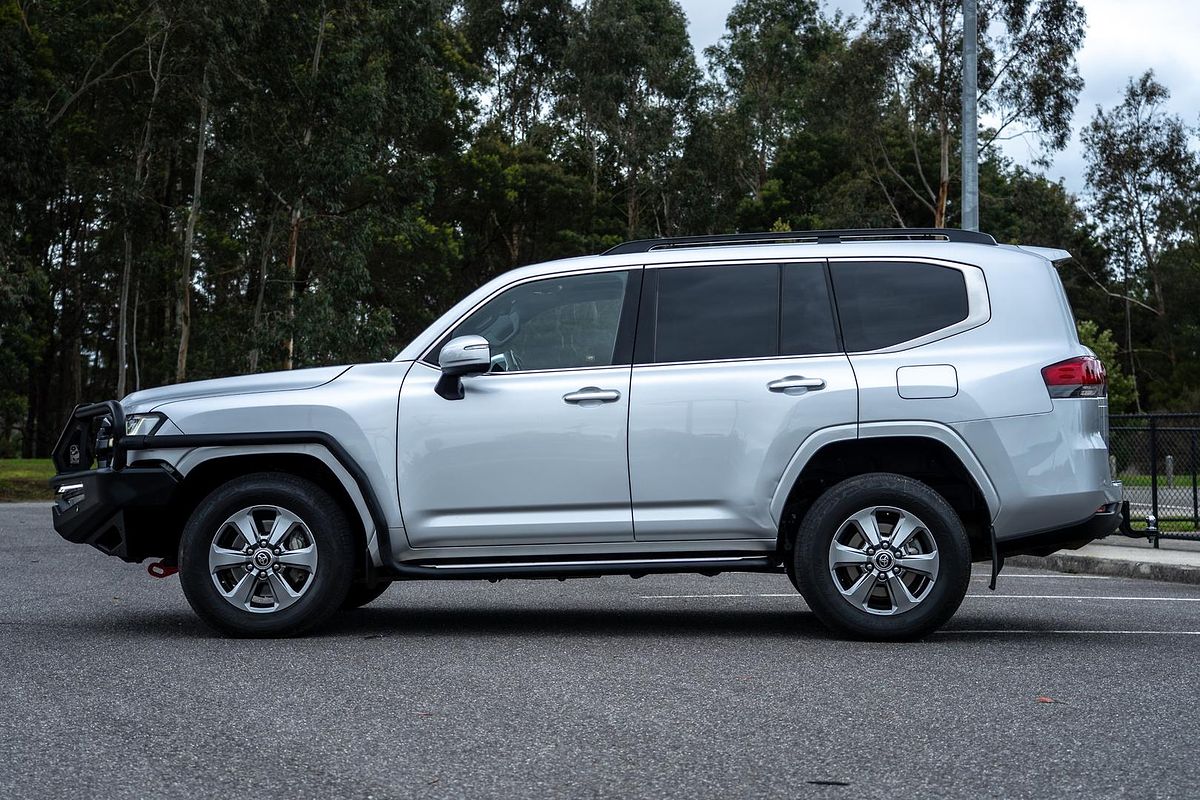 2021 Toyota Landcruiser VX FJA300R