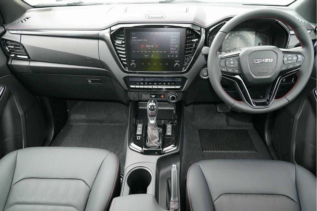 2025 Isuzu D-MAX X-TERRAIN 4X4