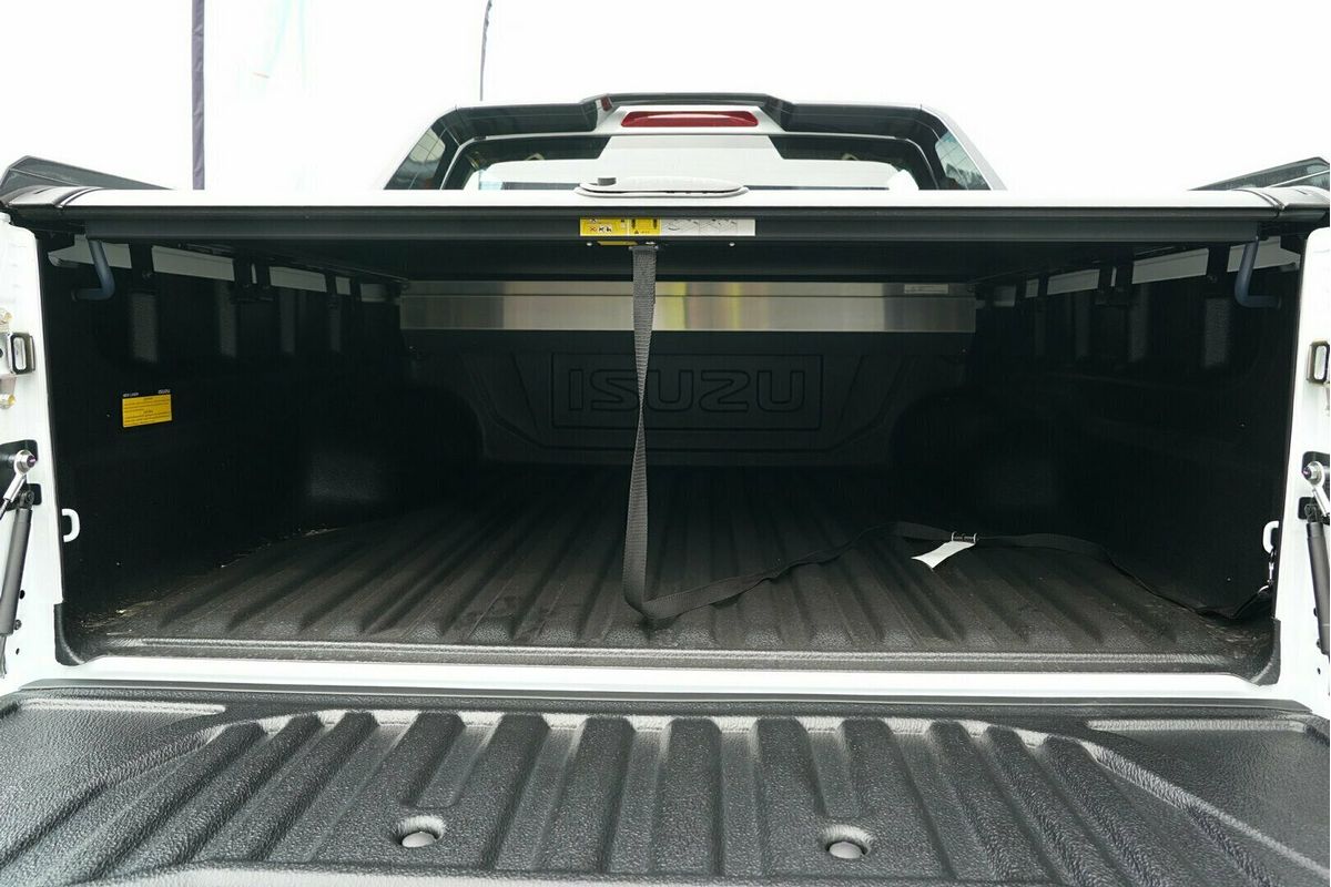 2025 Isuzu D-MAX X-TERRAIN 4X4