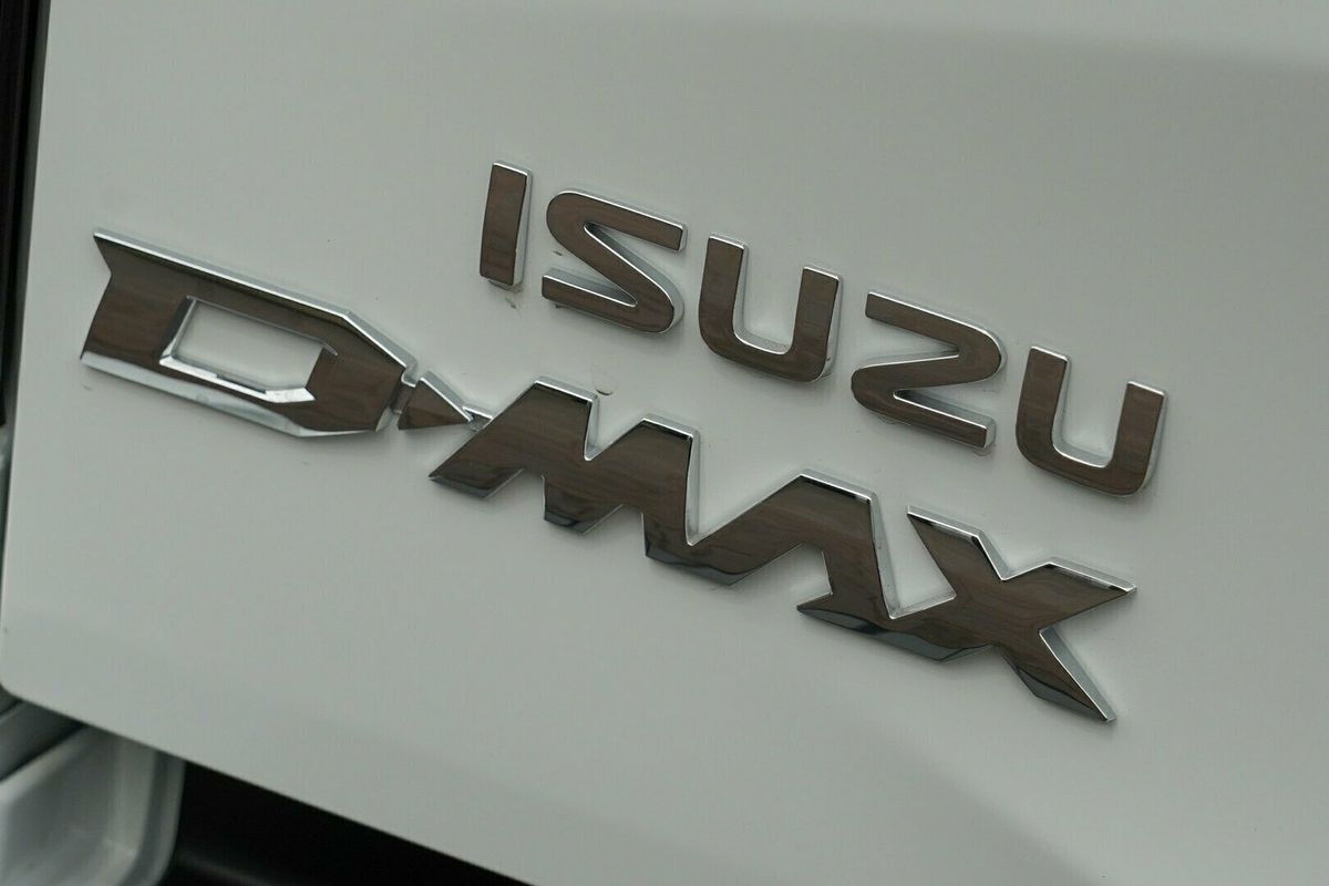 2025 Isuzu D-MAX X-TERRAIN 4X4