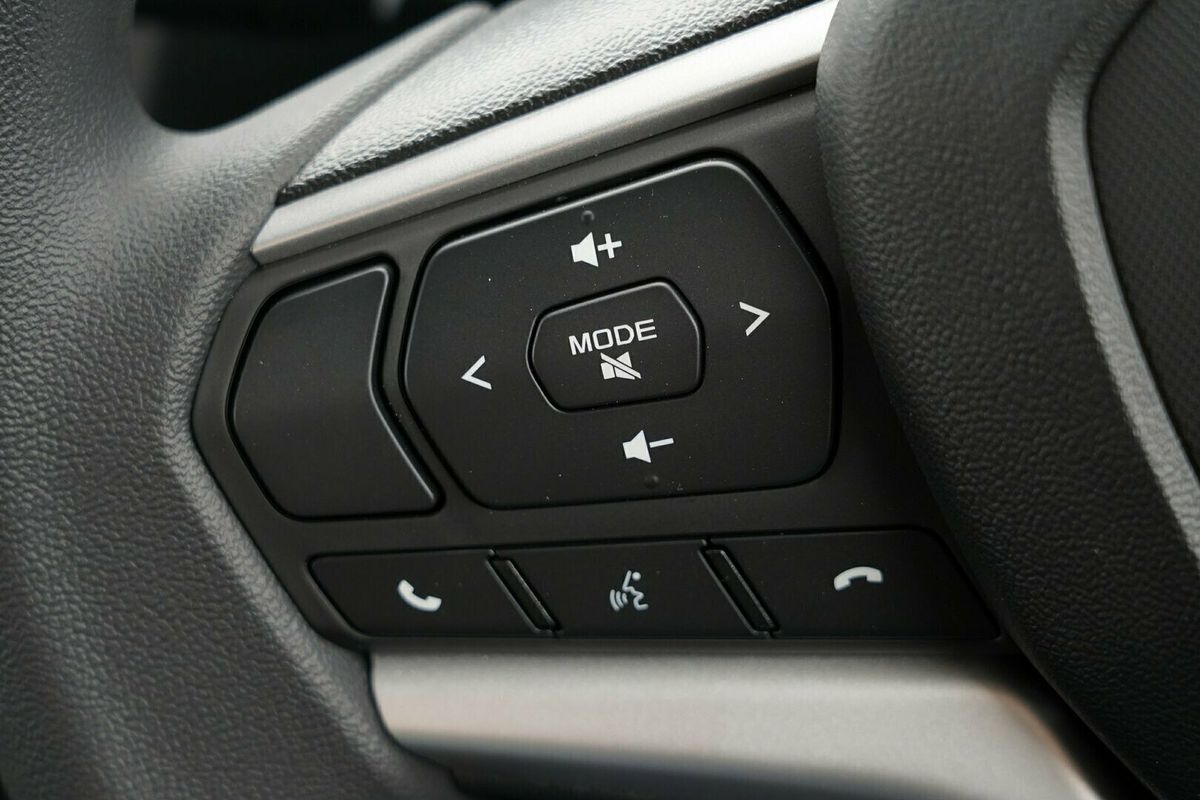 2025 Isuzu D-MAX SX High Ride Rear Wheel Drive