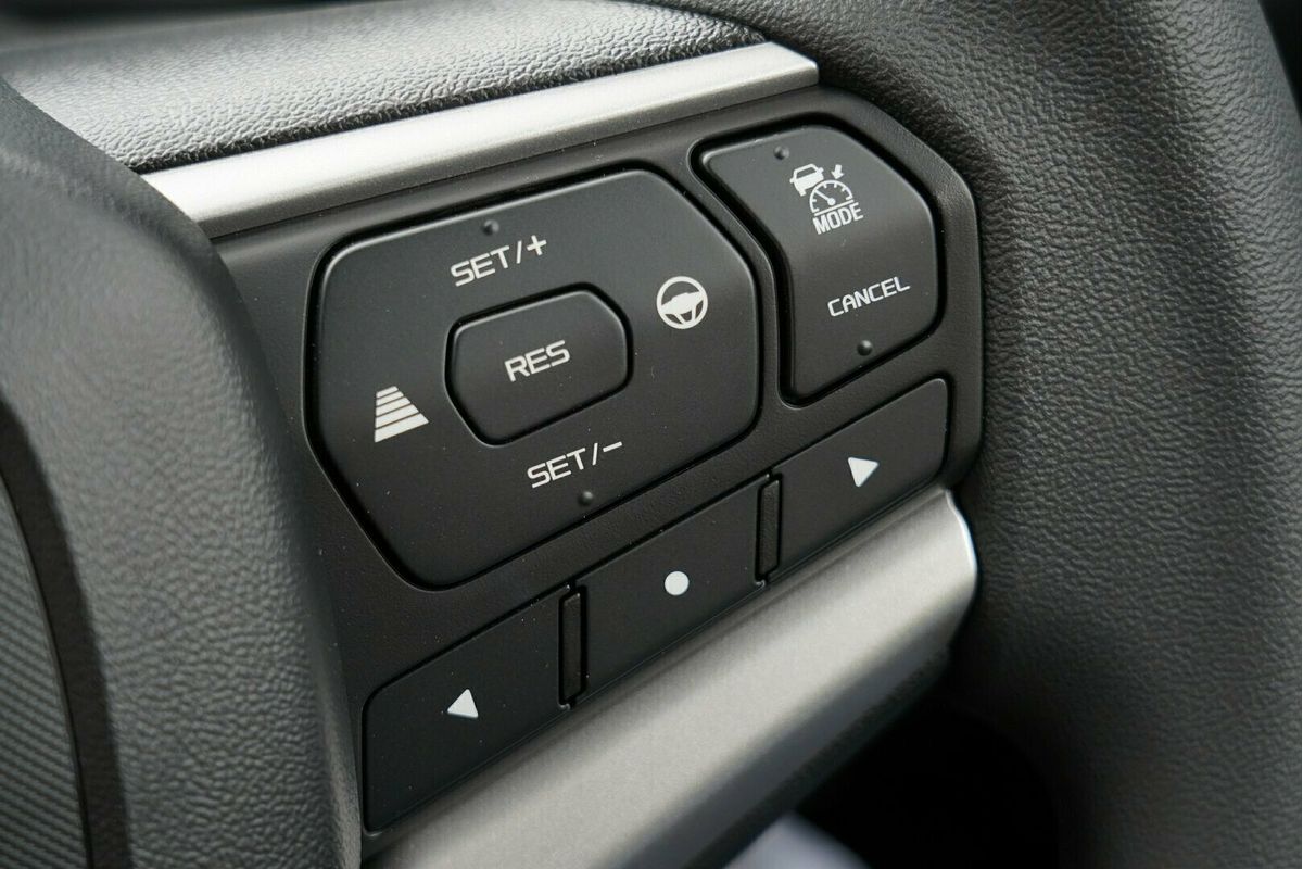 2025 Isuzu D-MAX SX High Ride Rear Wheel Drive