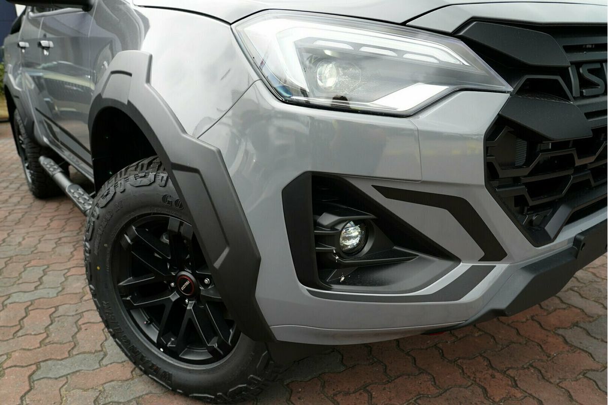 2025 Isuzu D-MAX BLADE 4X4