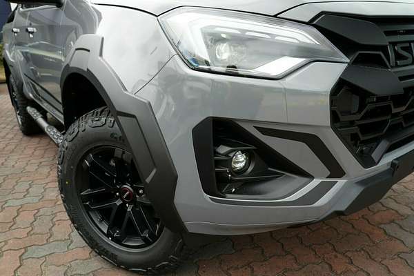 2025 Isuzu D-MAX BLADE 4X4