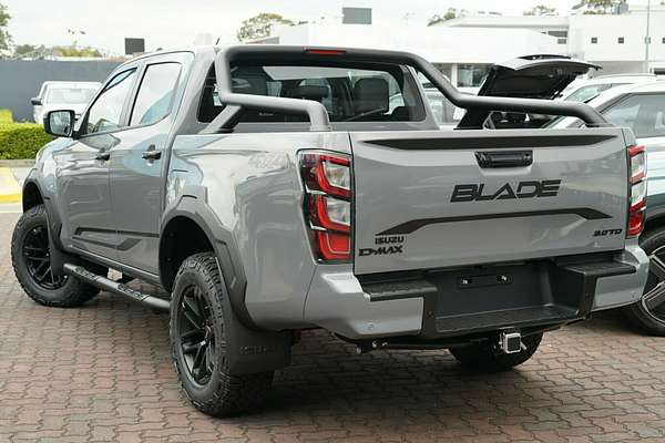 2025 Isuzu D-MAX BLADE 4X4