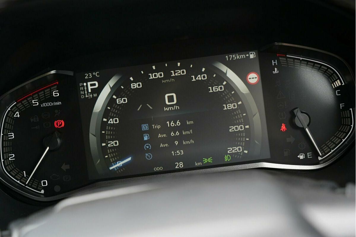 2025 Isuzu D-MAX BLADE 4X4