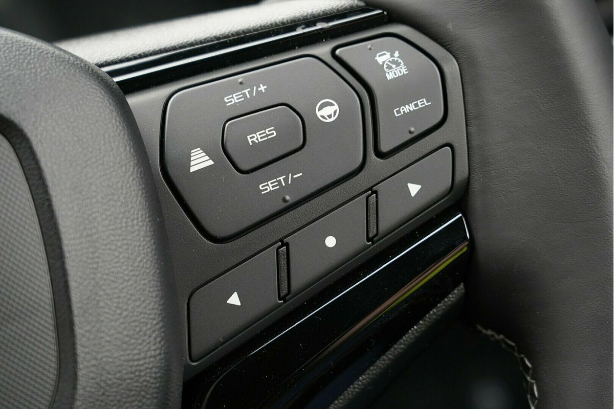 2025 Isuzu D-MAX BLADE 4X4