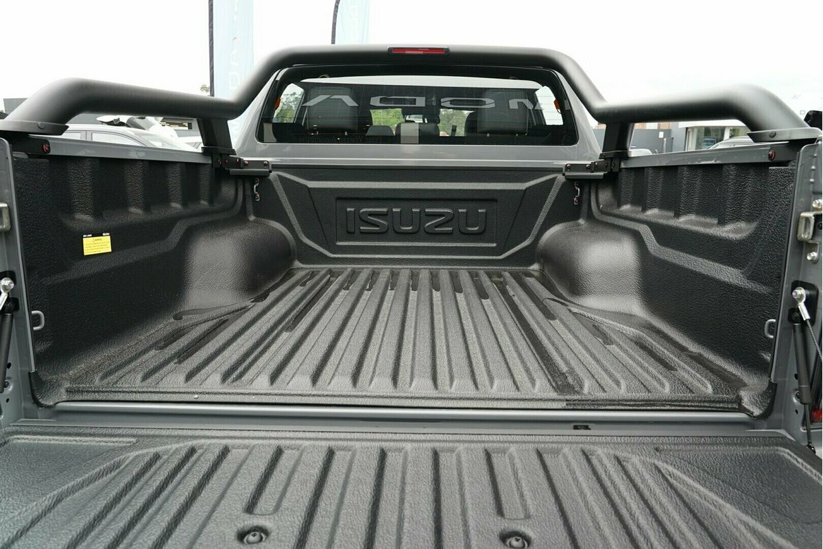2025 Isuzu D-MAX BLADE 4X4