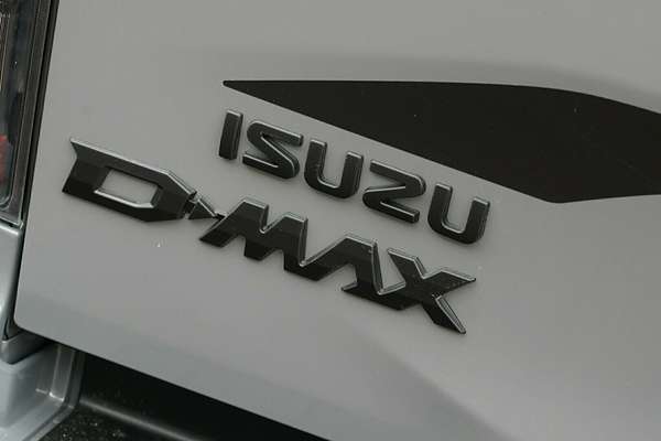 2025 Isuzu D-MAX BLADE 4X4