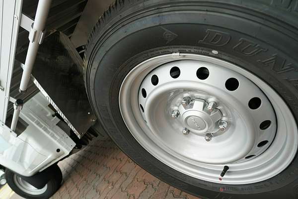 2025 Isuzu D-MAX SX High Ride Rear Wheel Drive