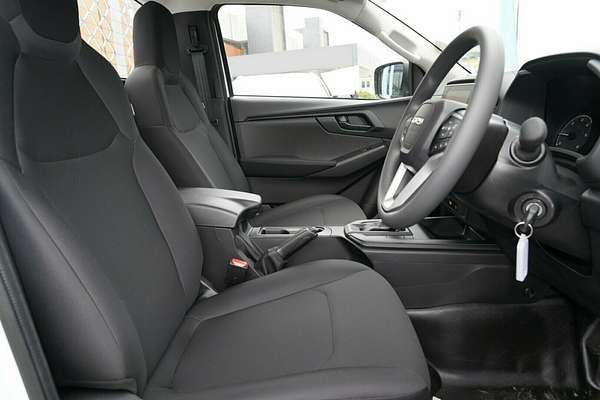 2025 Isuzu D-MAX SX High Ride Rear Wheel Drive