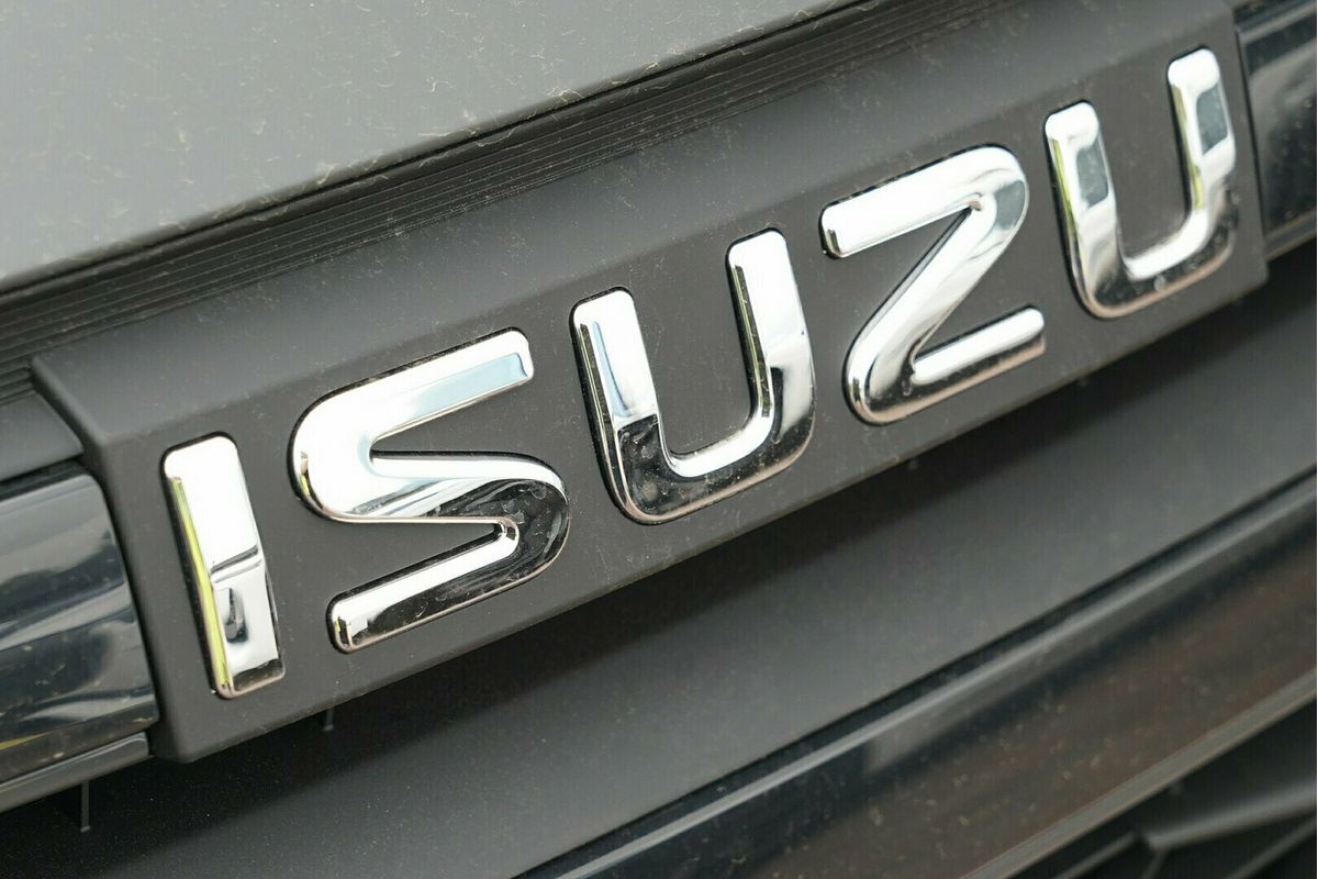 2025 Isuzu D-MAX SX High Ride Rear Wheel Drive