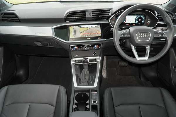 2024 Audi Q3 35 TFSI S line F3