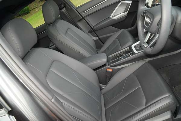 2024 Audi Q3 35 TFSI S line F3