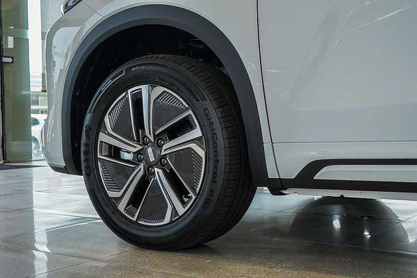 2025 Geely Starray EM-i Complete P145