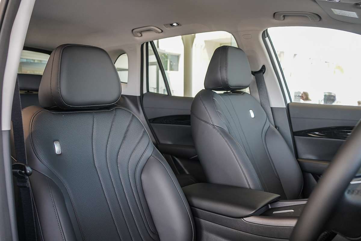 2025 Geely Starray EM-i Complete P145