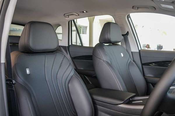 2025 Geely Starray EM-i Complete P145