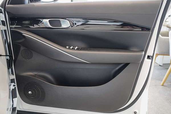 2025 Geely Starray EM-i Complete P145