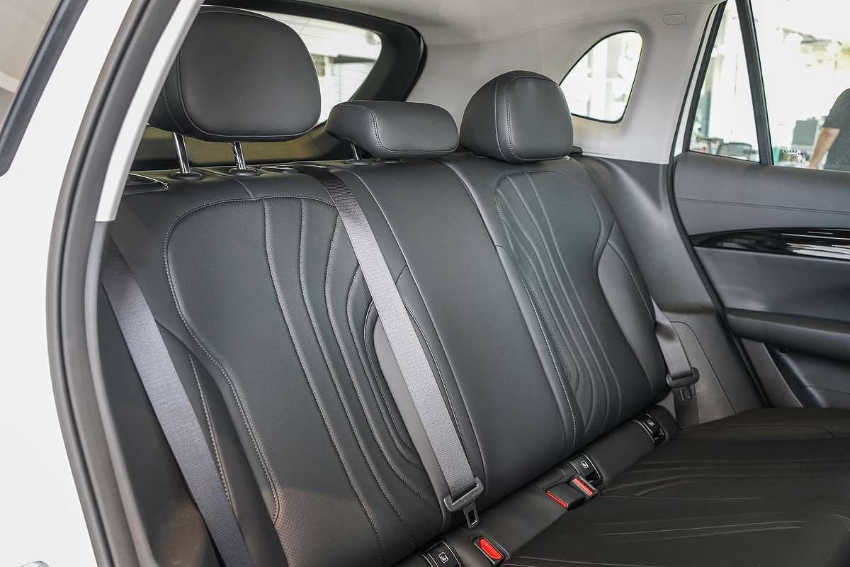 2025 Geely Starray EM-i Complete P145