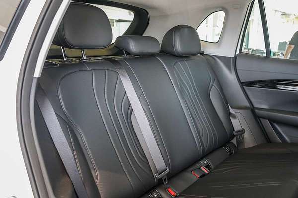 2025 Geely Starray EM-i Complete P145