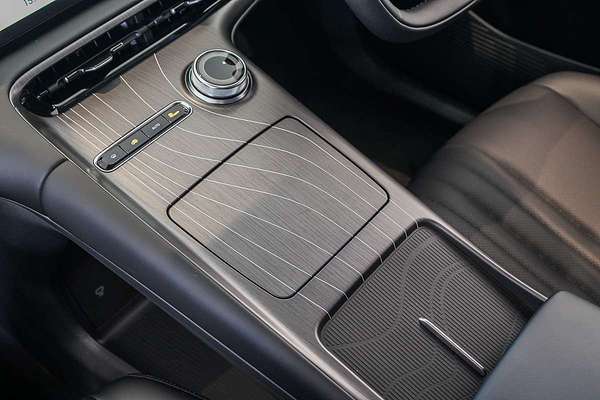 2025 Geely Starray EM-i Complete P145