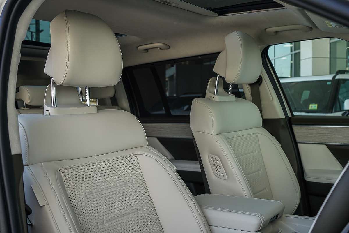 2025 Hyundai Santa Fe Hybrid Calligraphy MX5.V2