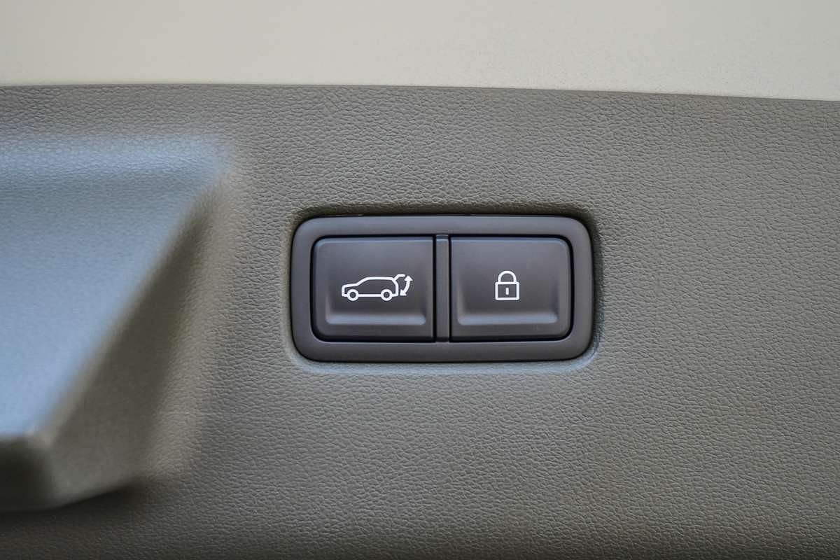 2025 Hyundai Santa Fe Hybrid Calligraphy MX5.V2