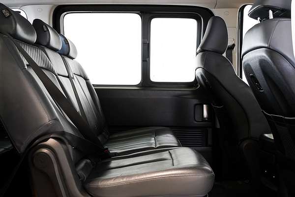 2021 Hyundai STARIA Highlander US4.V1