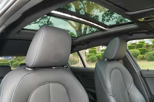 2022 BMW 1 Series 118i M Sport F40