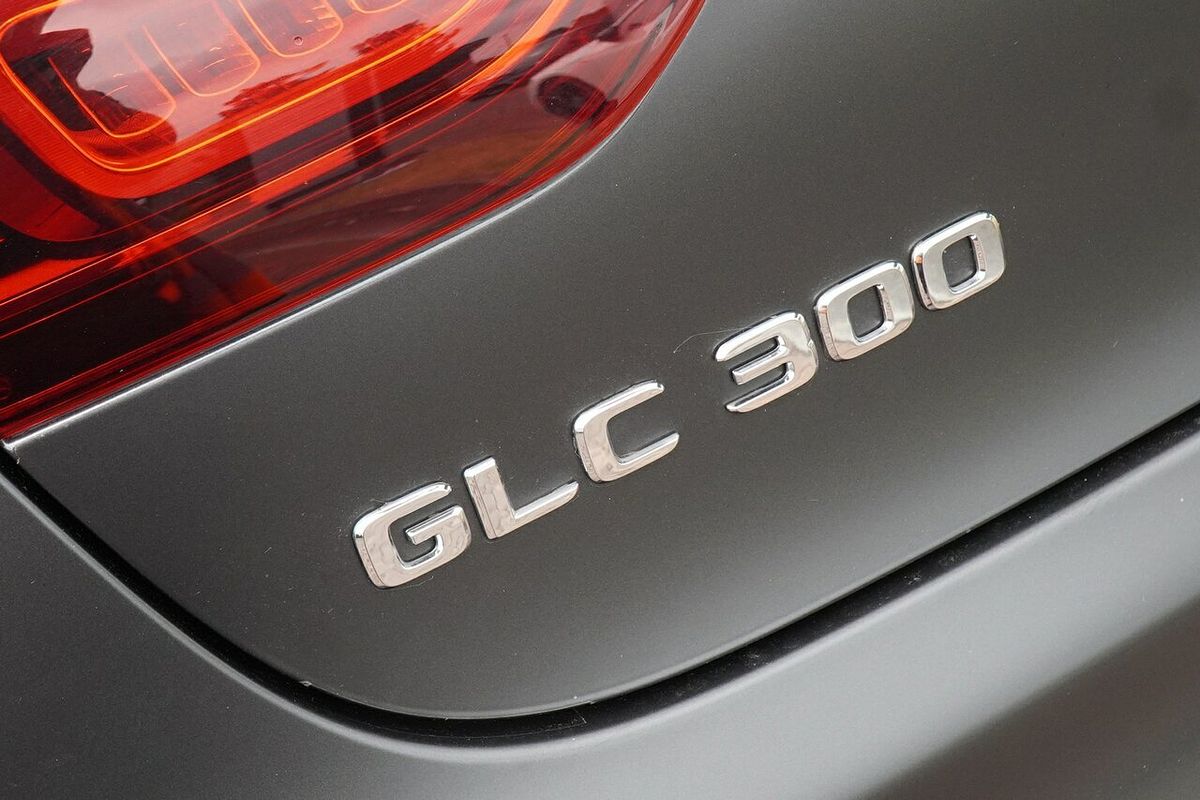 2022 Mercedes-Benz GLC-Class GLC300 C253