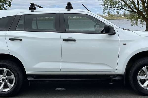 2023 Isuzu MU-X LS-M