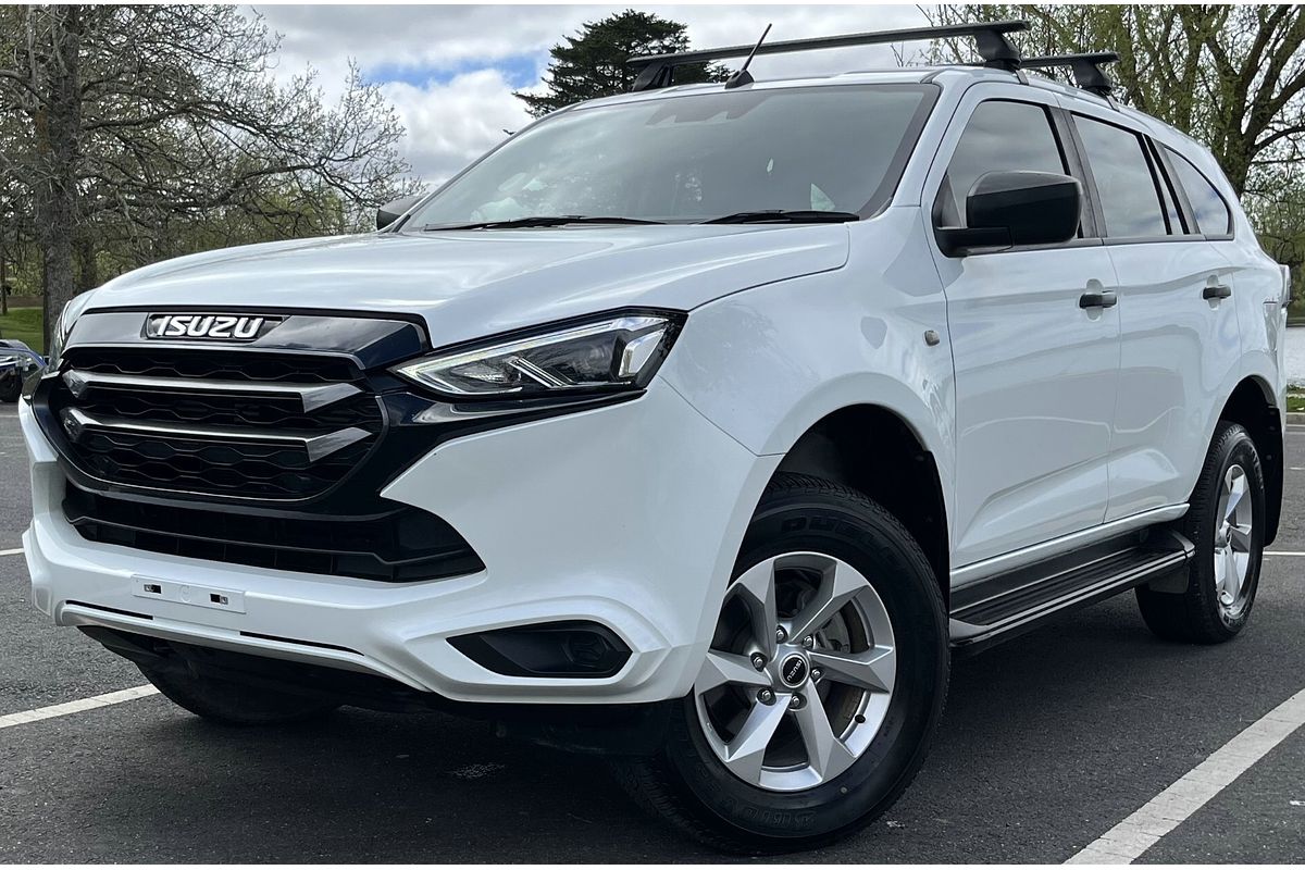 2023 Isuzu MU-X LS-M