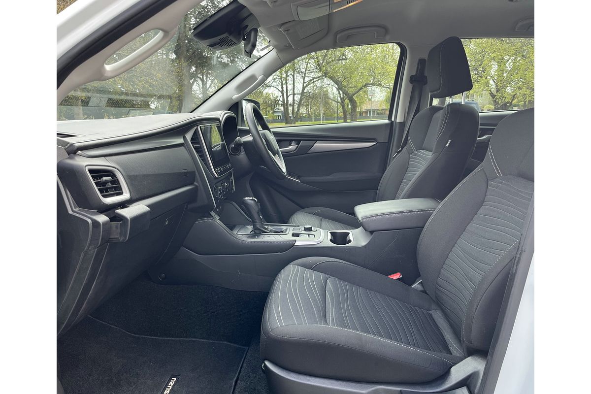 2023 Isuzu MU-X LS-M