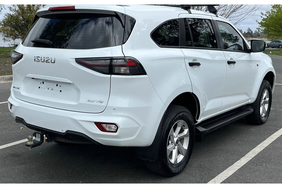 2023 Isuzu MU-X LS-M