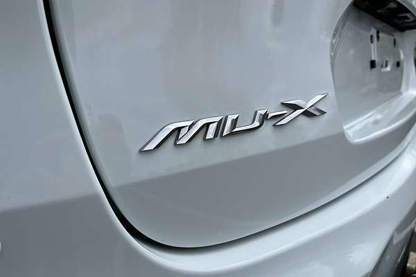 2023 Isuzu MU-X LS-M