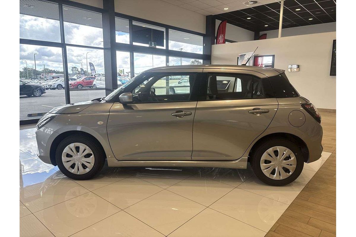 2025 Suzuki Swift Hybrid UZ