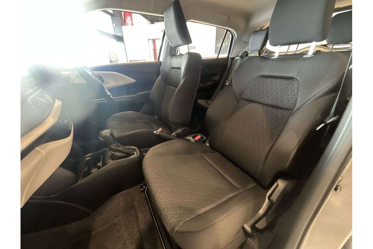 2025 Suzuki Swift Hybrid UZ