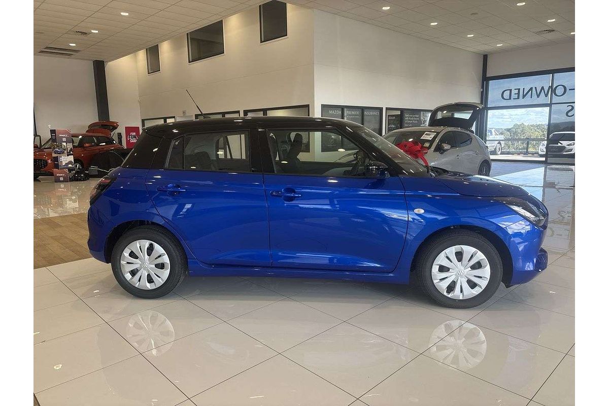 2025 Suzuki Swift Hybrid UZ