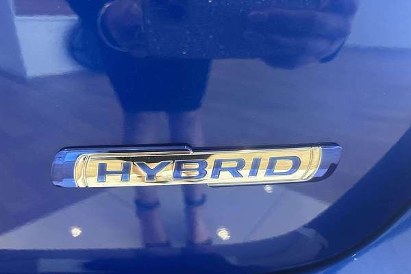 2025 Suzuki Swift Hybrid UZ