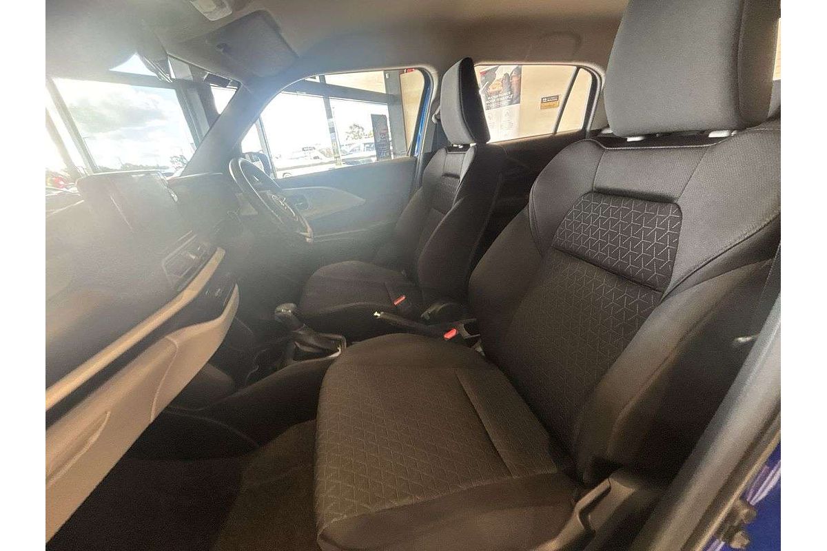 2025 Suzuki Swift Hybrid UZ