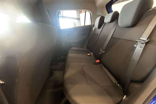 2025 Suzuki Swift Hybrid UZ