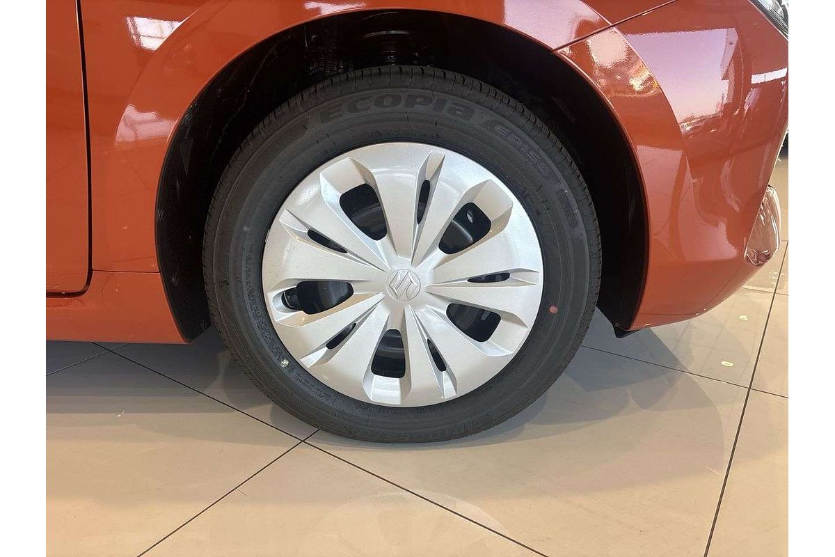 2025 Suzuki Swift Hybrid UZ
