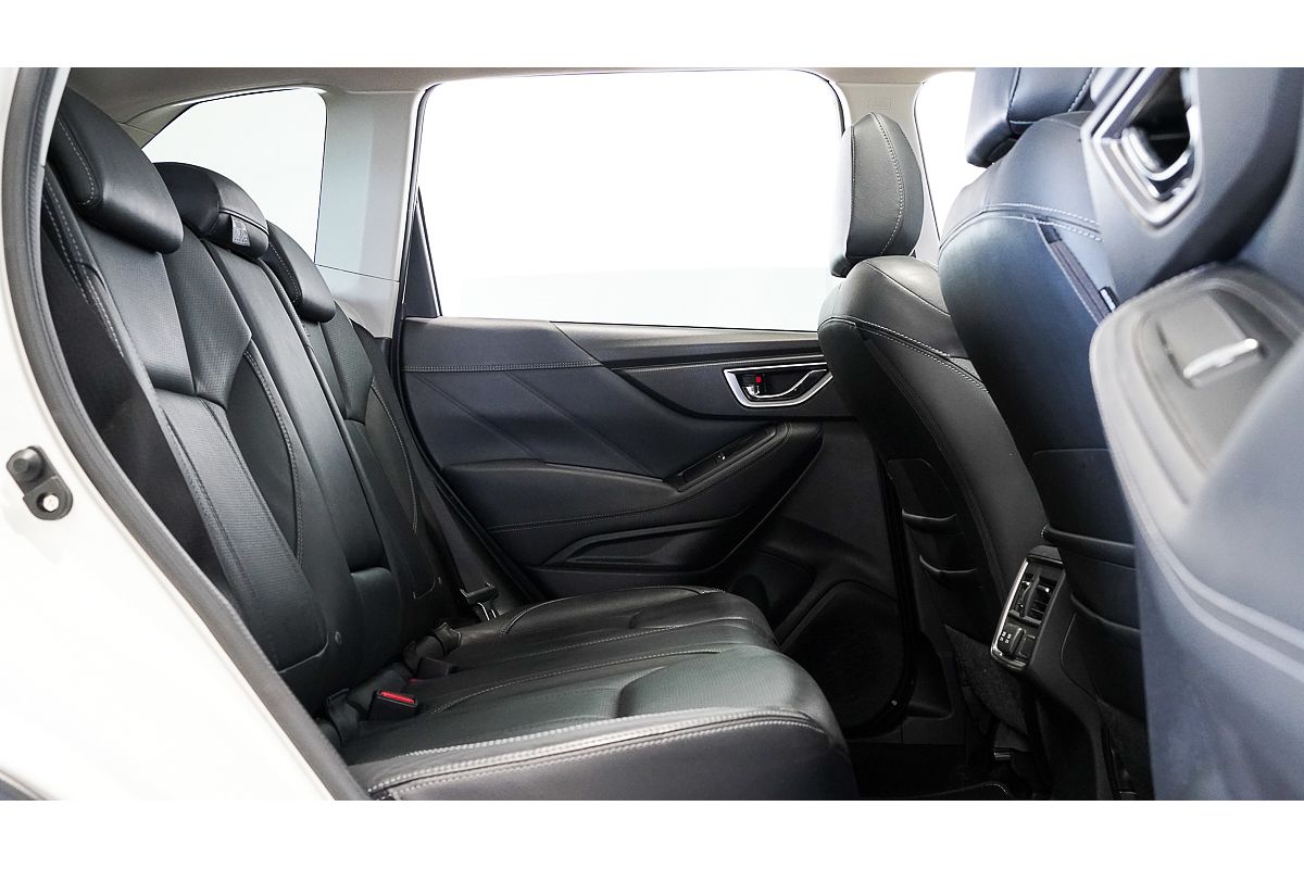 2018 Subaru Forester 2.5i-S S5