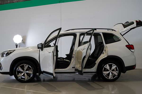 2018 Subaru Forester 2.5i-S S5
