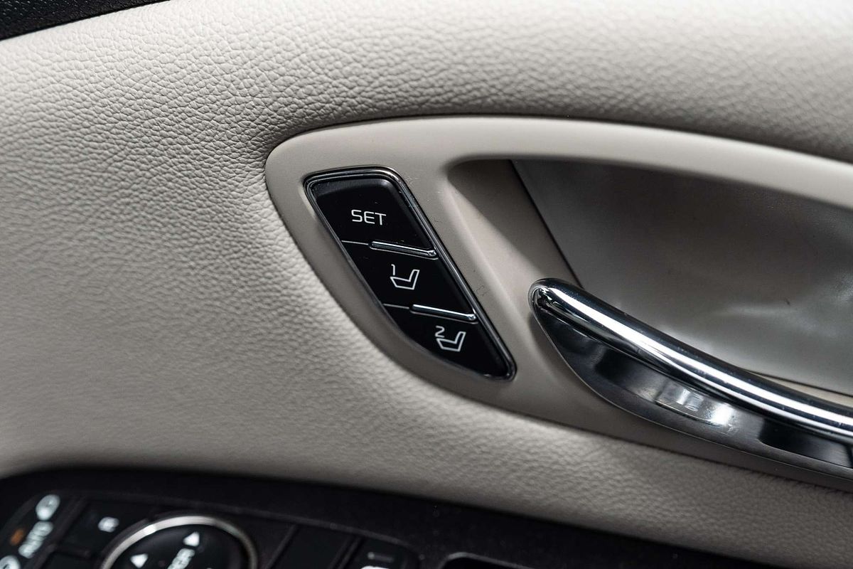 2019 Kia Carnival Platinum YP