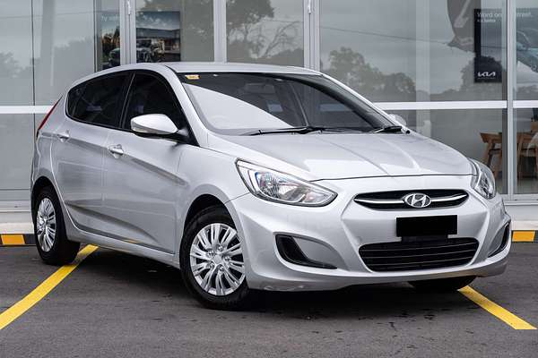 2014 Hyundai Accent Active RB2